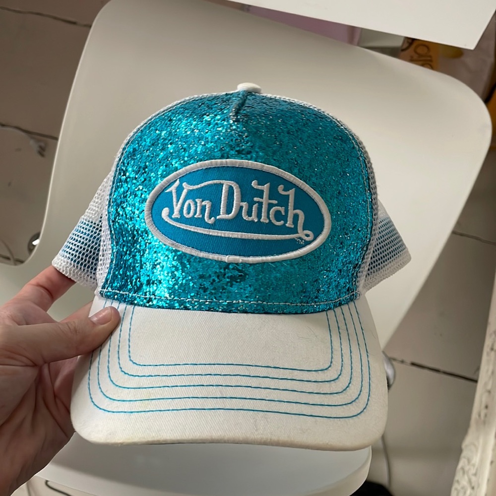 BLUE SEQUIN VON DUTCH TRUCKER HAT